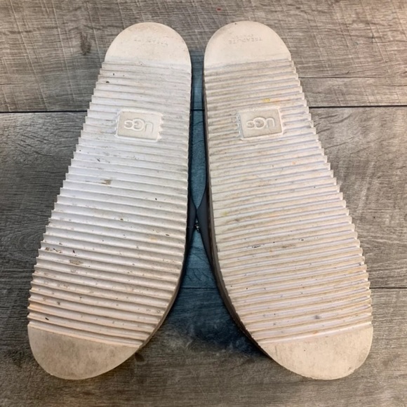 Ugg Jane Patent Leather Slide Sandals 9 - Picture 9 of 9